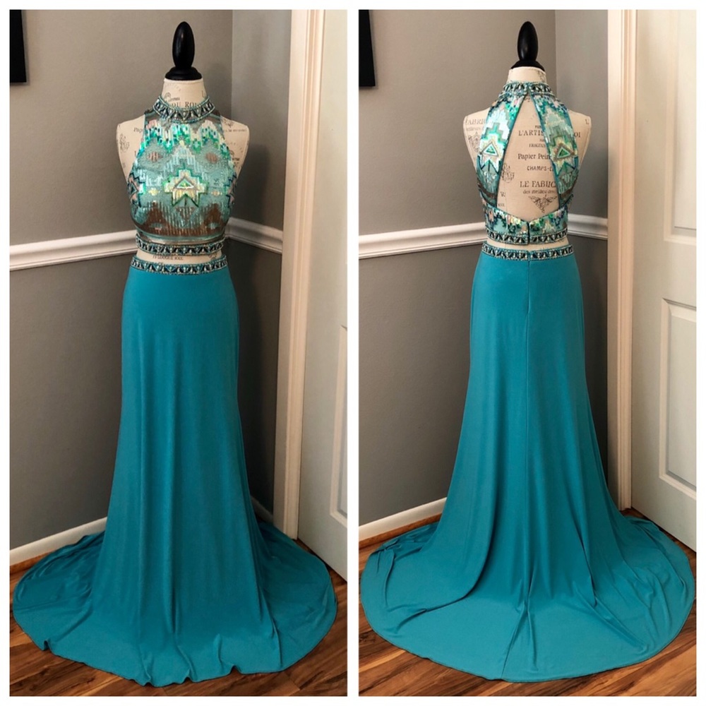 NEW MADISON JAMES SZ 16 TWO PIECE BLUE BEADED FORMAL EVENING GOWN
